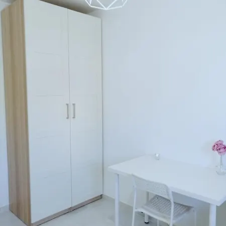 Anna Apartment *